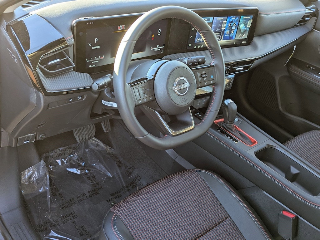 New 2026 Nissan Kicks SR SUV