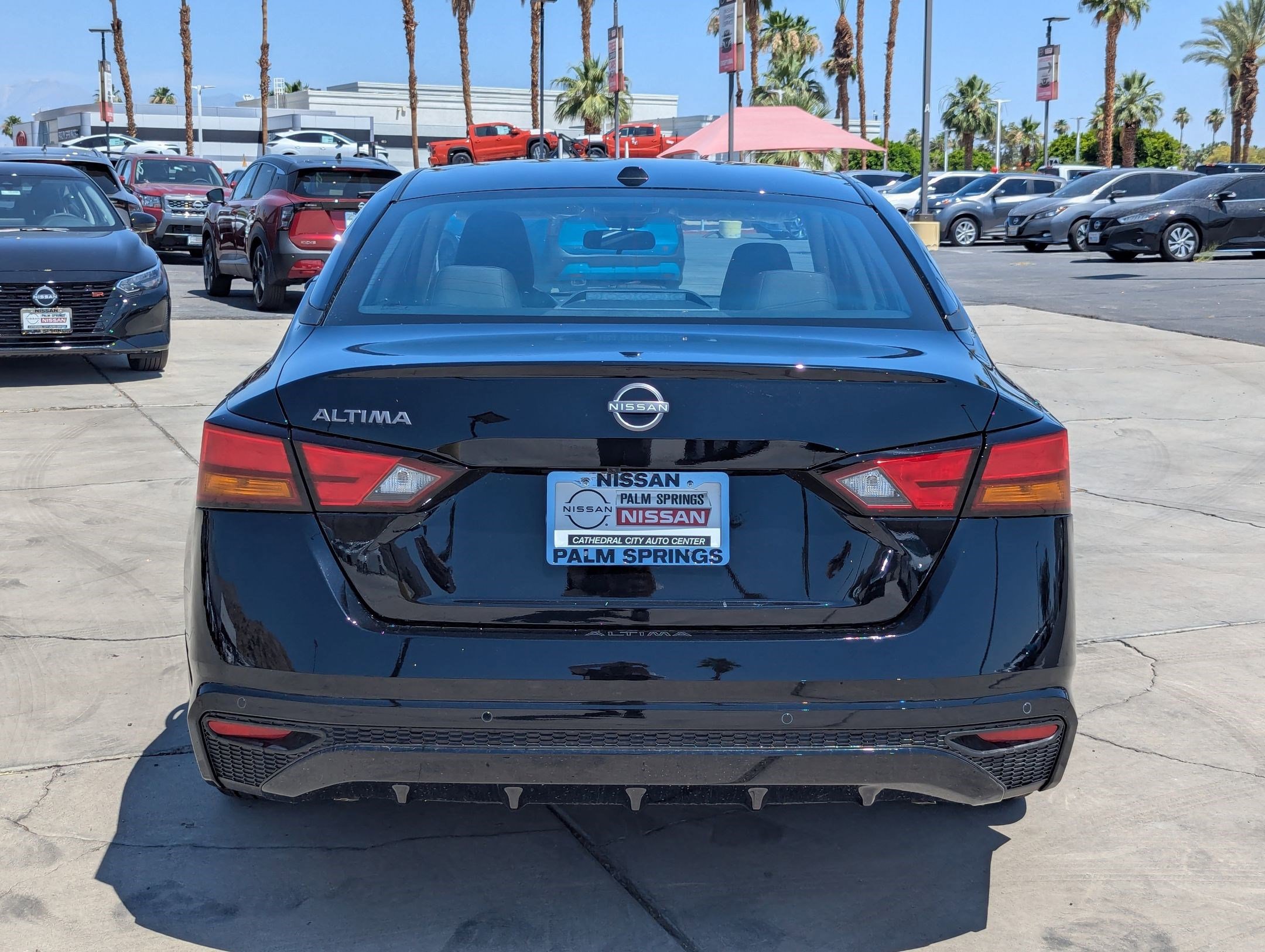 2025 Nissan Altima 2.5 SV photo 4
