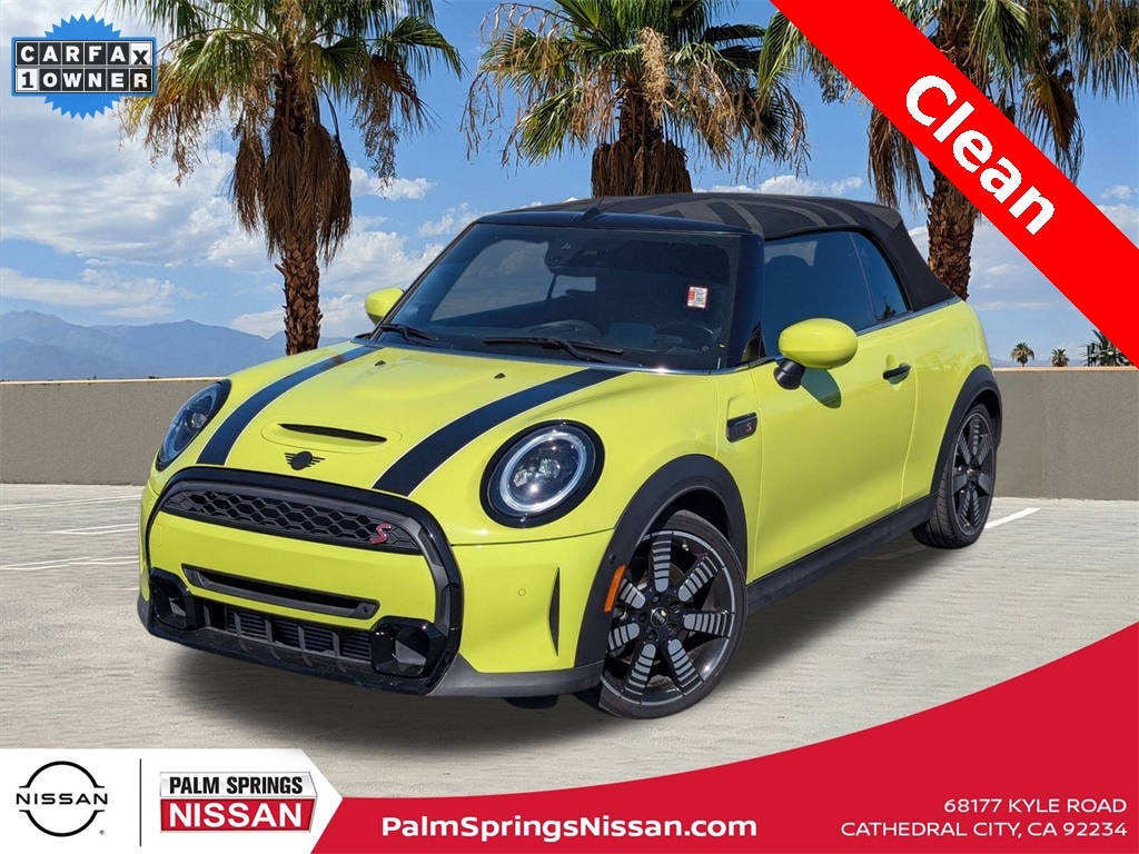 2022 MINI Convertible S's photo