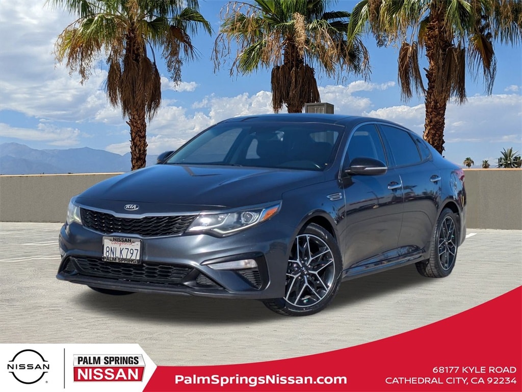 2020 Kia Optima SE's photo