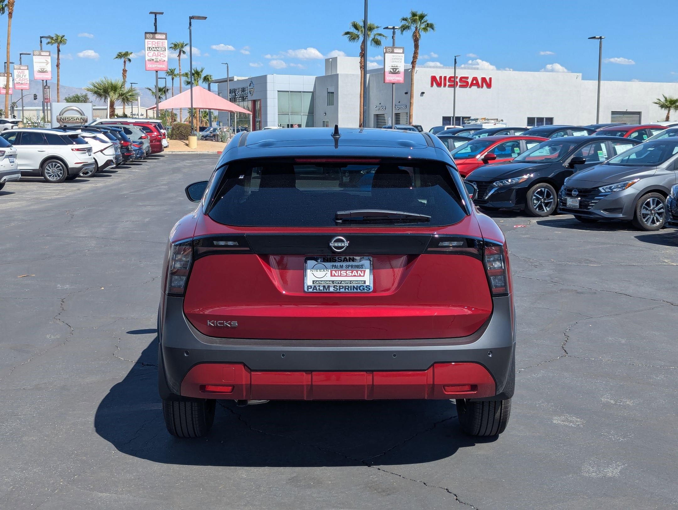 2025 Nissan Kicks SV photo 4