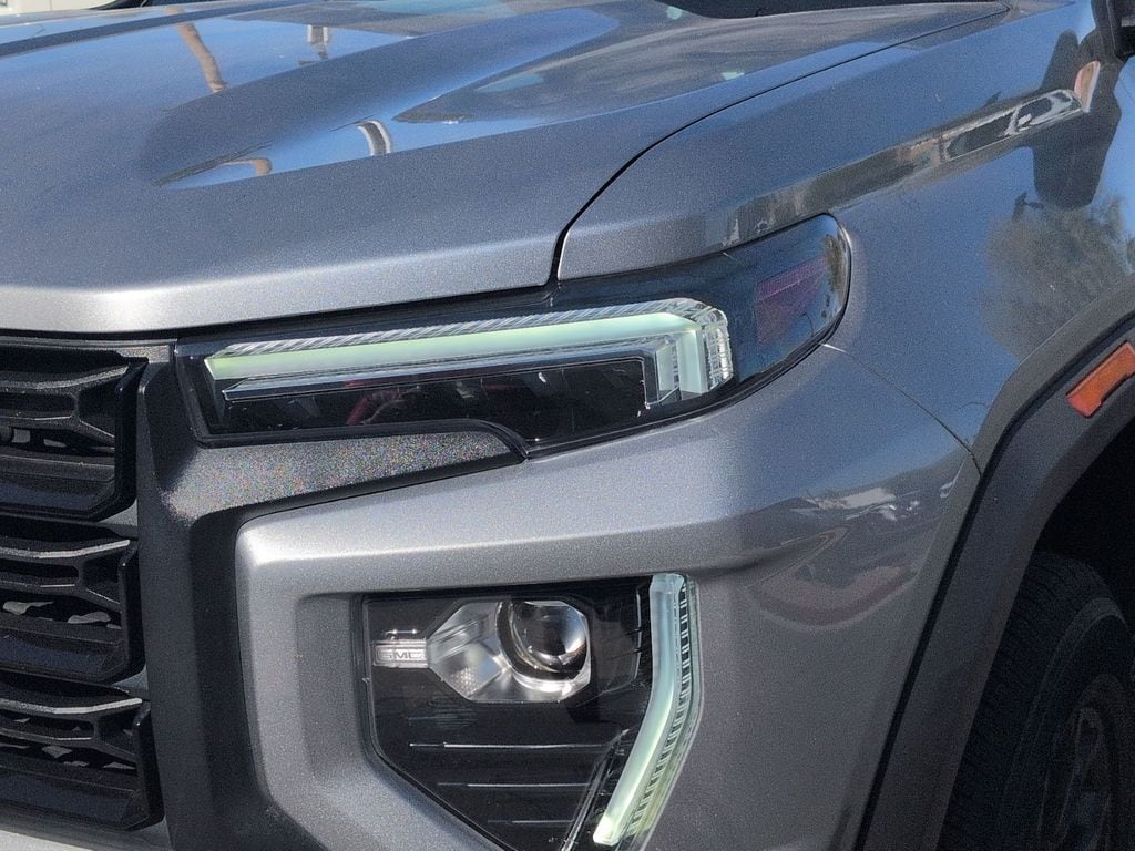 2023 GMC Canyon Elevation photo 3