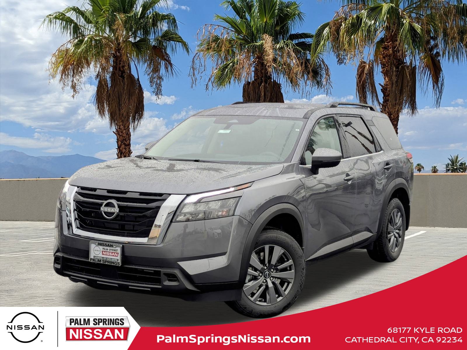 2025 Nissan Pathfinder SV's photo