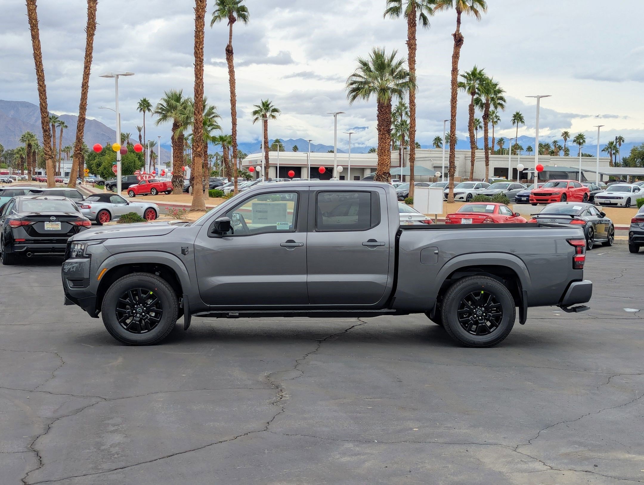 2026 Nissan Frontier SV photo 3