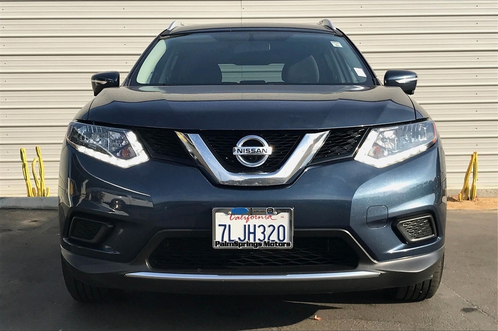 Used 2015 Nissan Rogue SV with VIN KNMAT2MT9FP545884 for sale in Cathedral City, CA