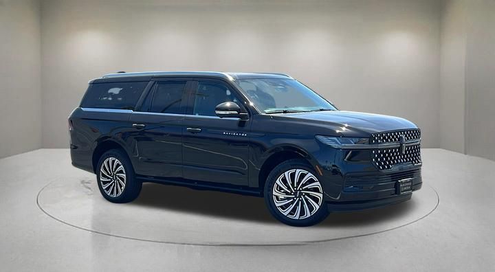 2026 Lincoln Navigator Black Label L 4WD's photo
