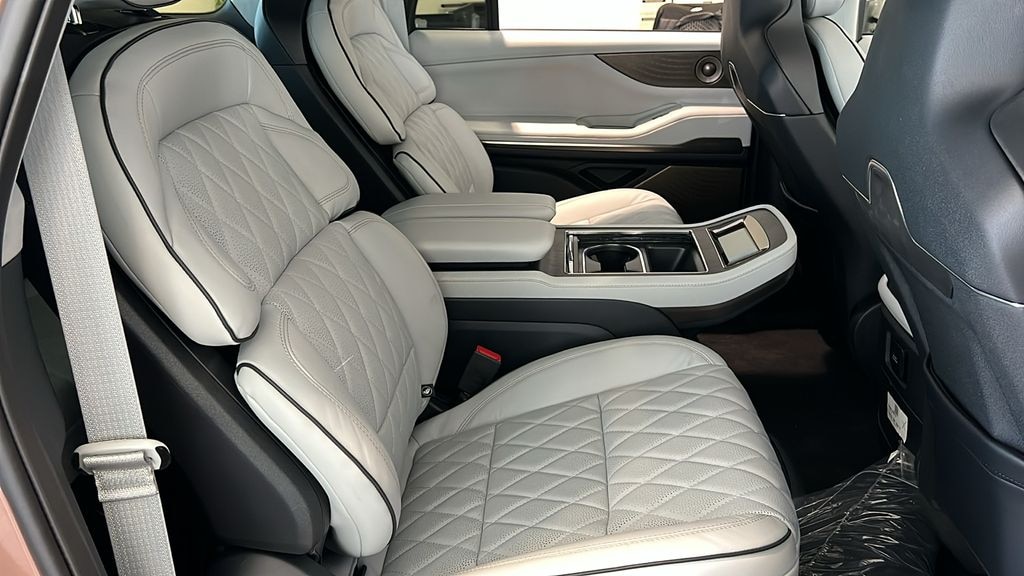 New 2026 Lincoln Navigator L Black Label SUV