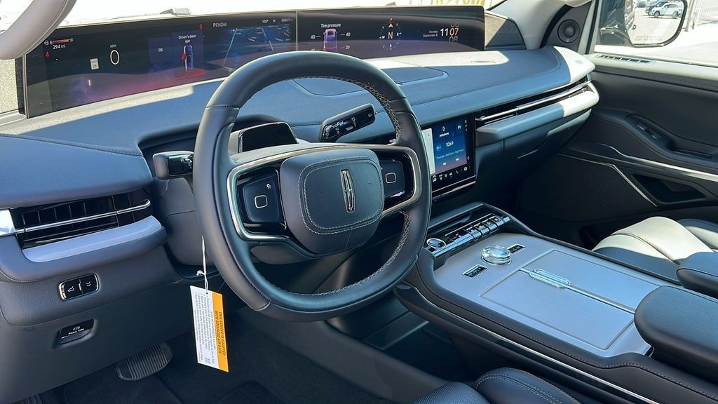 2025 Lincoln Navigator Reserve - Photo 6