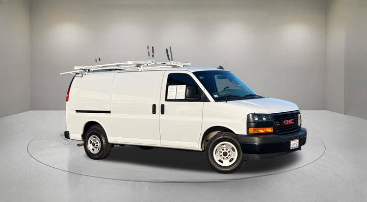 2023 GMC Savana Cargo