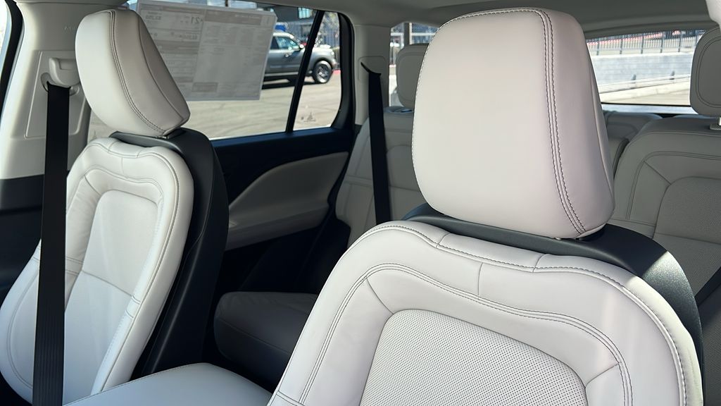 2026 Lincoln Aviator Reserve - Photo 11