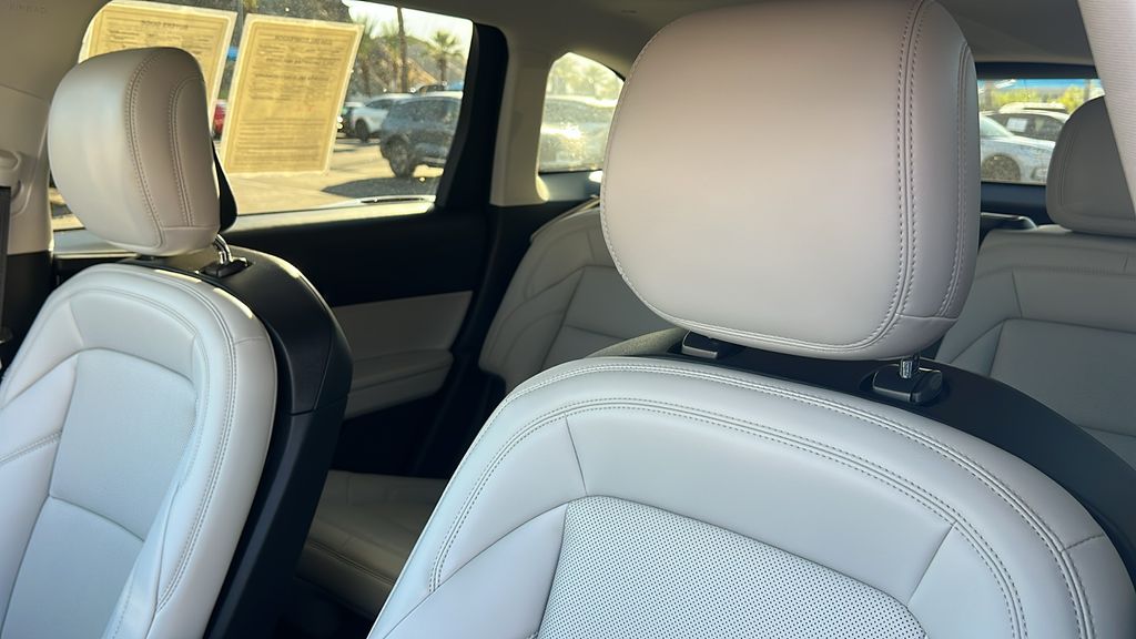 2026 Lincoln Nautilus Premiere - Photo 13