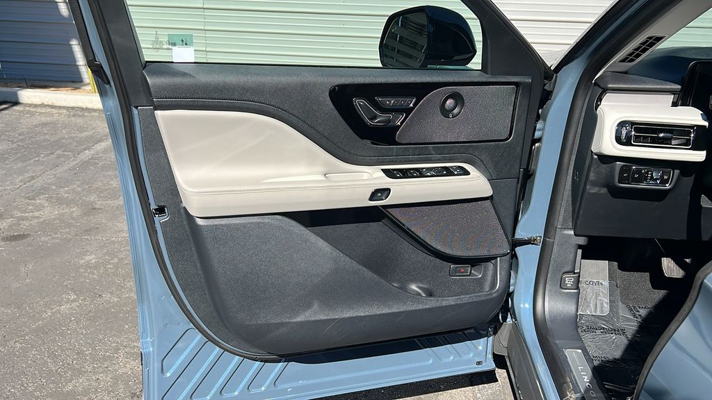 2026 Lincoln Aviator Reserve - Photo 13