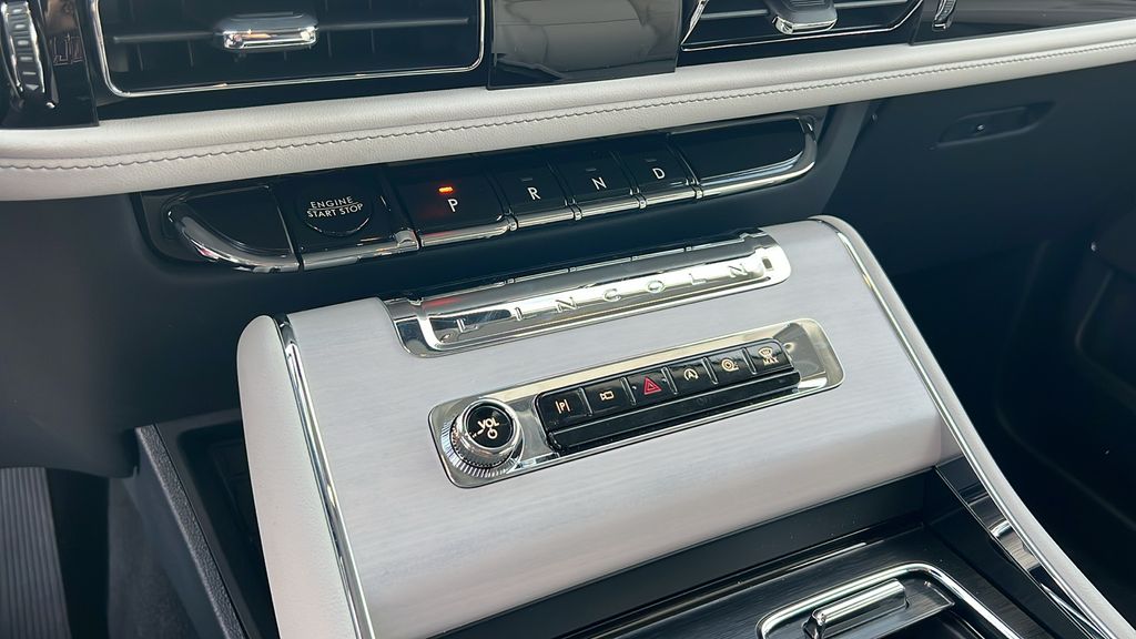 2026 Lincoln Aviator Reserve - Photo 14