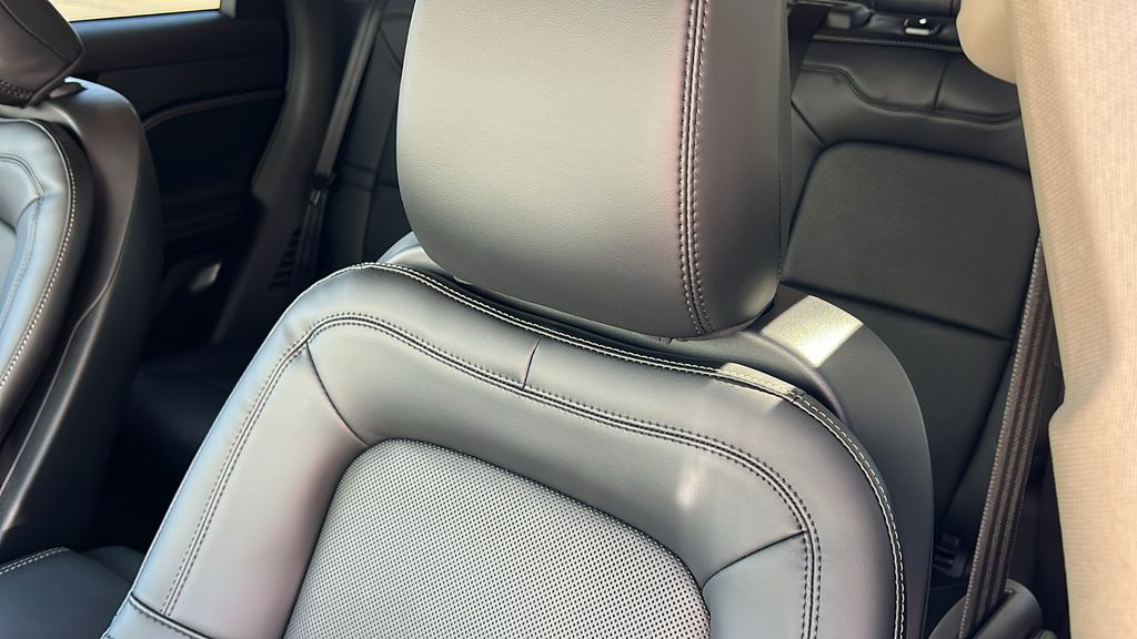 2025 Lincoln Corsair Reserve - Photo 19