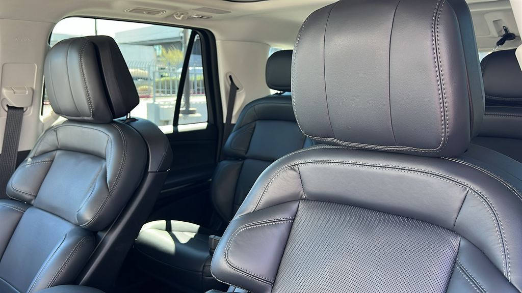 2025 Lincoln Navigator Reserve - Photo 7