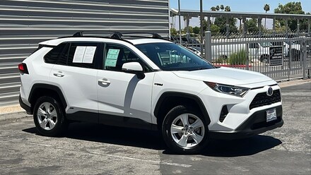 2021 Toyota RAV4 Hybrid XLE SUV