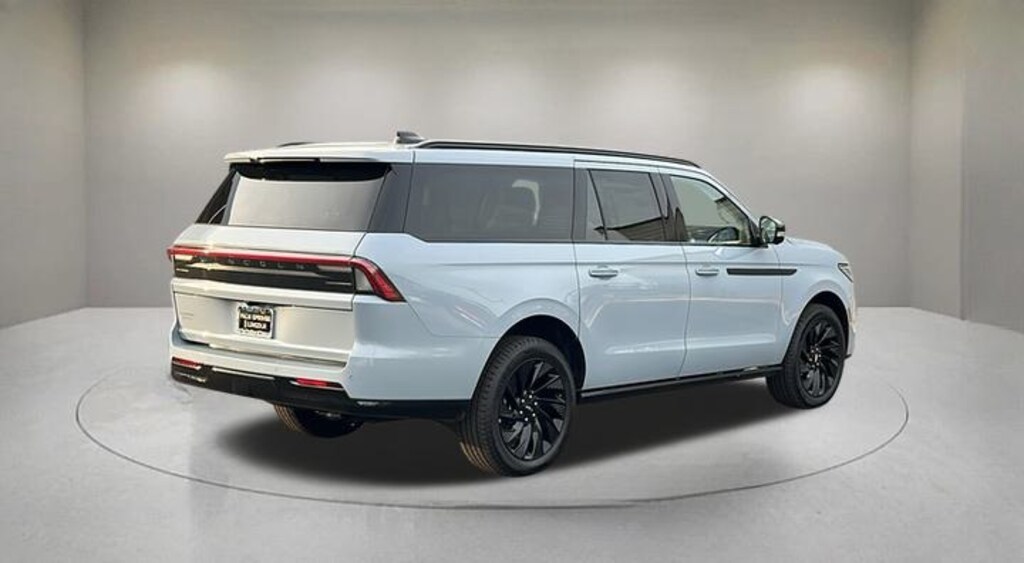 New 2026 Lincoln Navigator L Reserve SUV