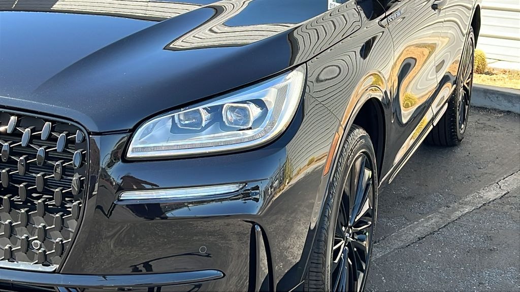 New 2025 Lincoln Corsair Reserve SUV