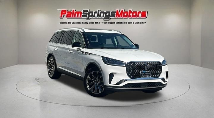 2025 Lincoln Aviator Premiere's photo