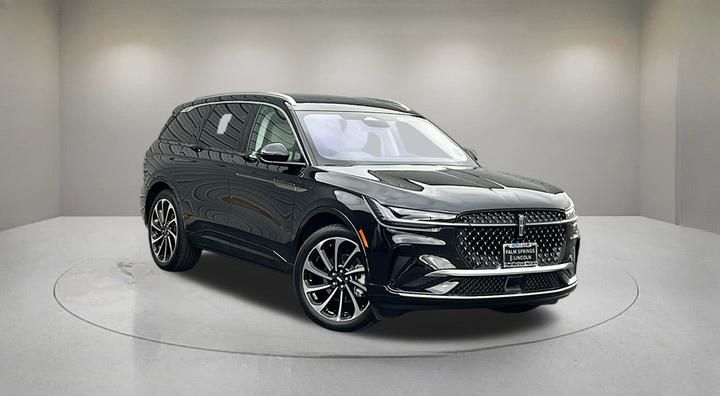 2026 Lincoln Nautilus Black Label AWD's photo