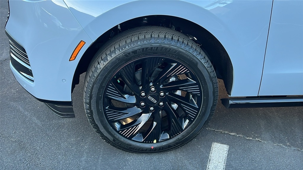 New 2025 Lincoln Navigator L Reserve SUV