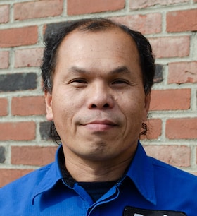 Staff member Khamtanh (Tom) Somsichack from ID_2b0edda9ce1b