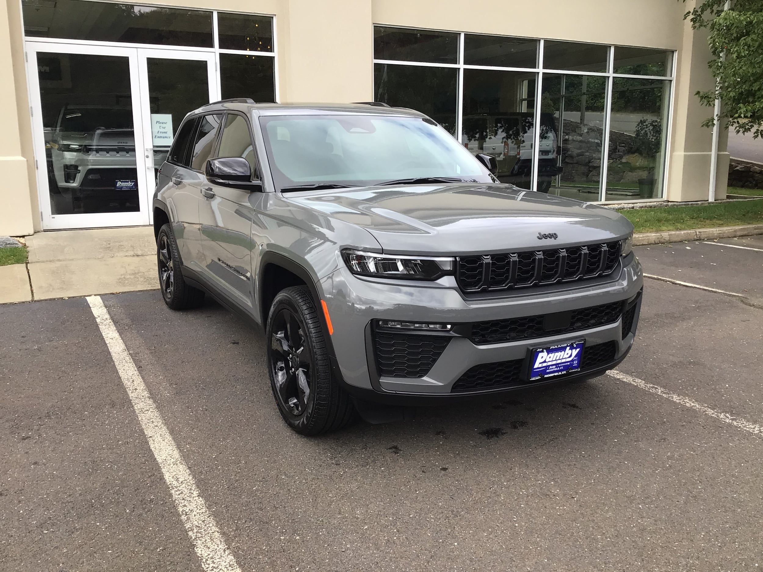 2027 Jeep Grand Cherokee