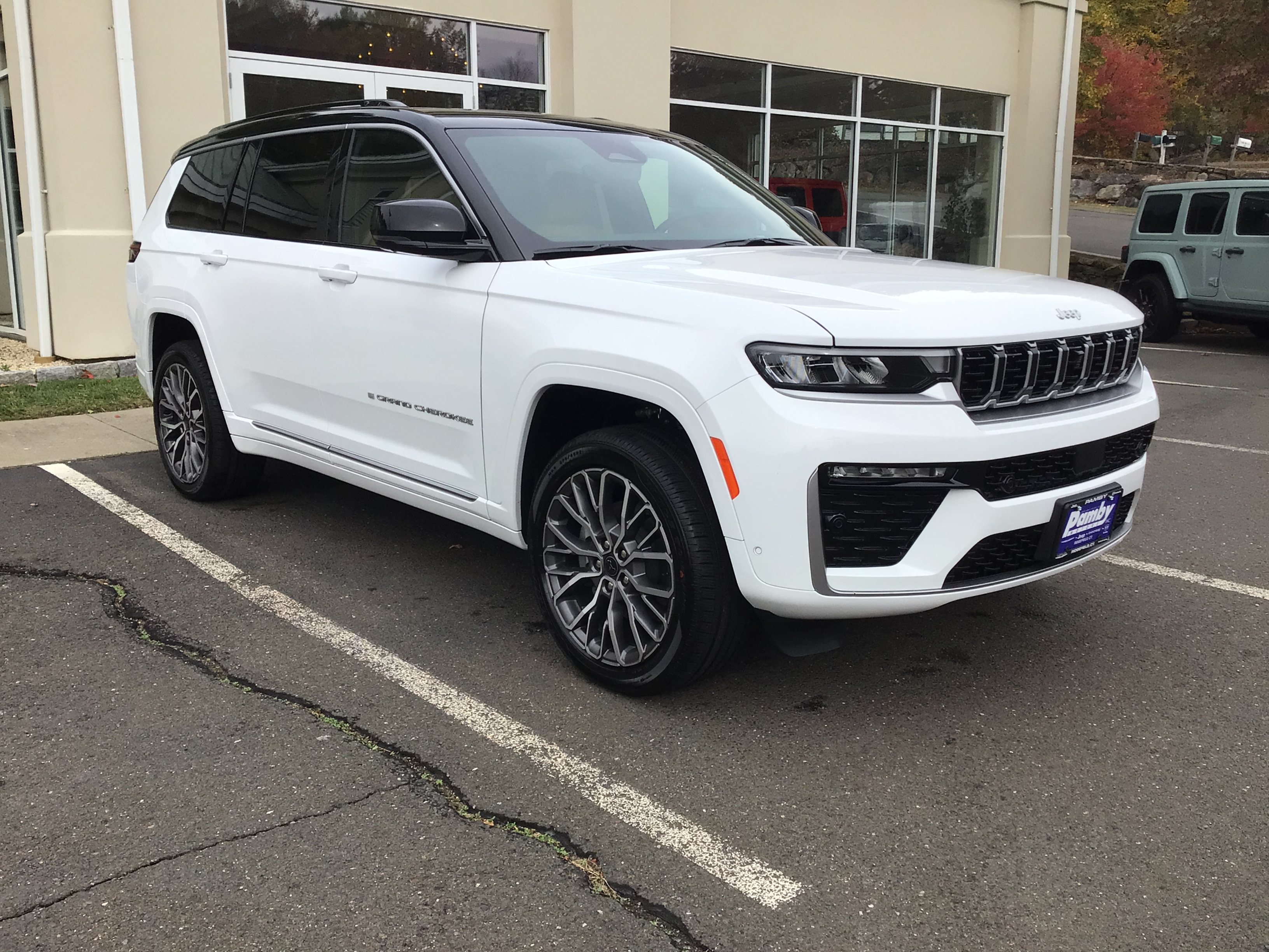 2027 Jeep Grand Cherokee L
