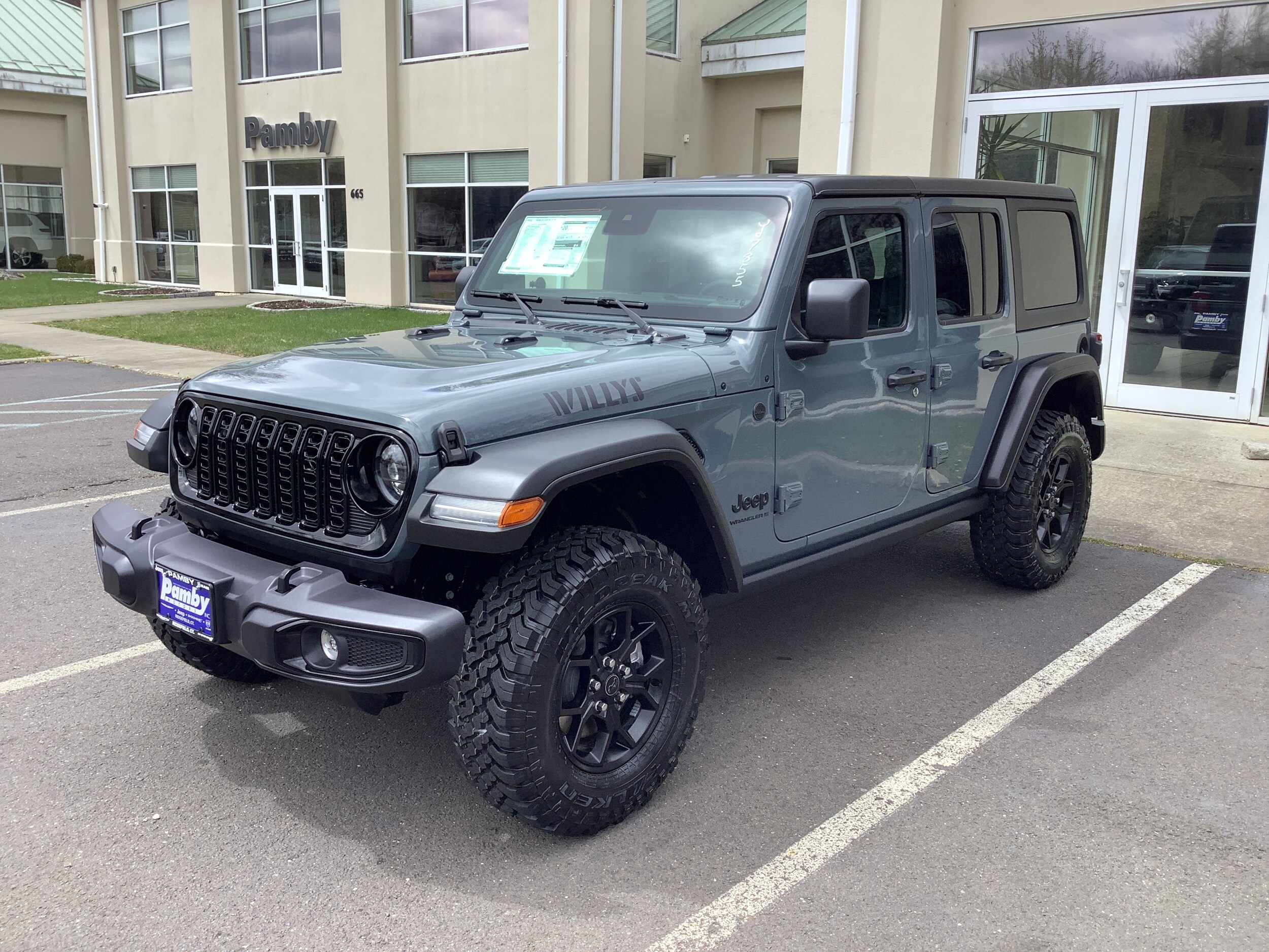 2025 Jeep Wrangler Willys photo 3