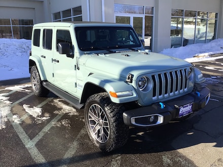2023 Jeep Wrangler 4xe Sahara SUV