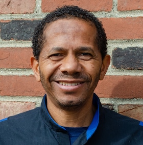 Staff member Ailton DaSilva from ID_2b0edda9ce1b