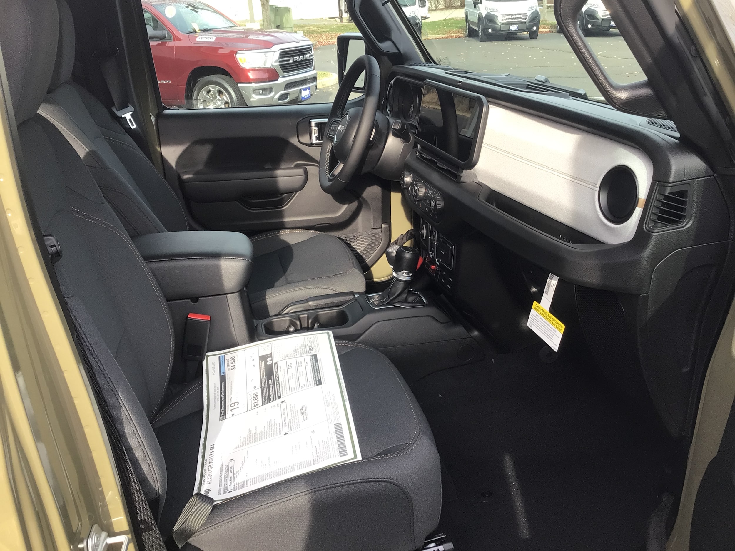 2026 Jeep Gladiator Willys - Photo 9