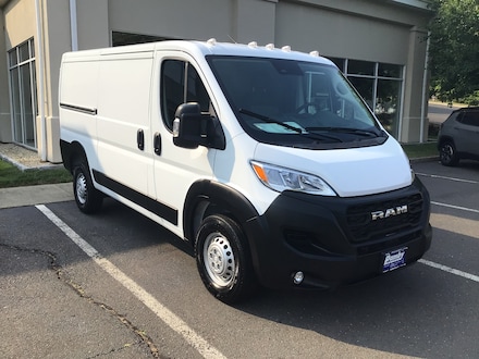 2025 Ram ProMaster PROMASTER 1500 TRADESMAN CARGO VAN LOW ROOF 136' W Cargo Van