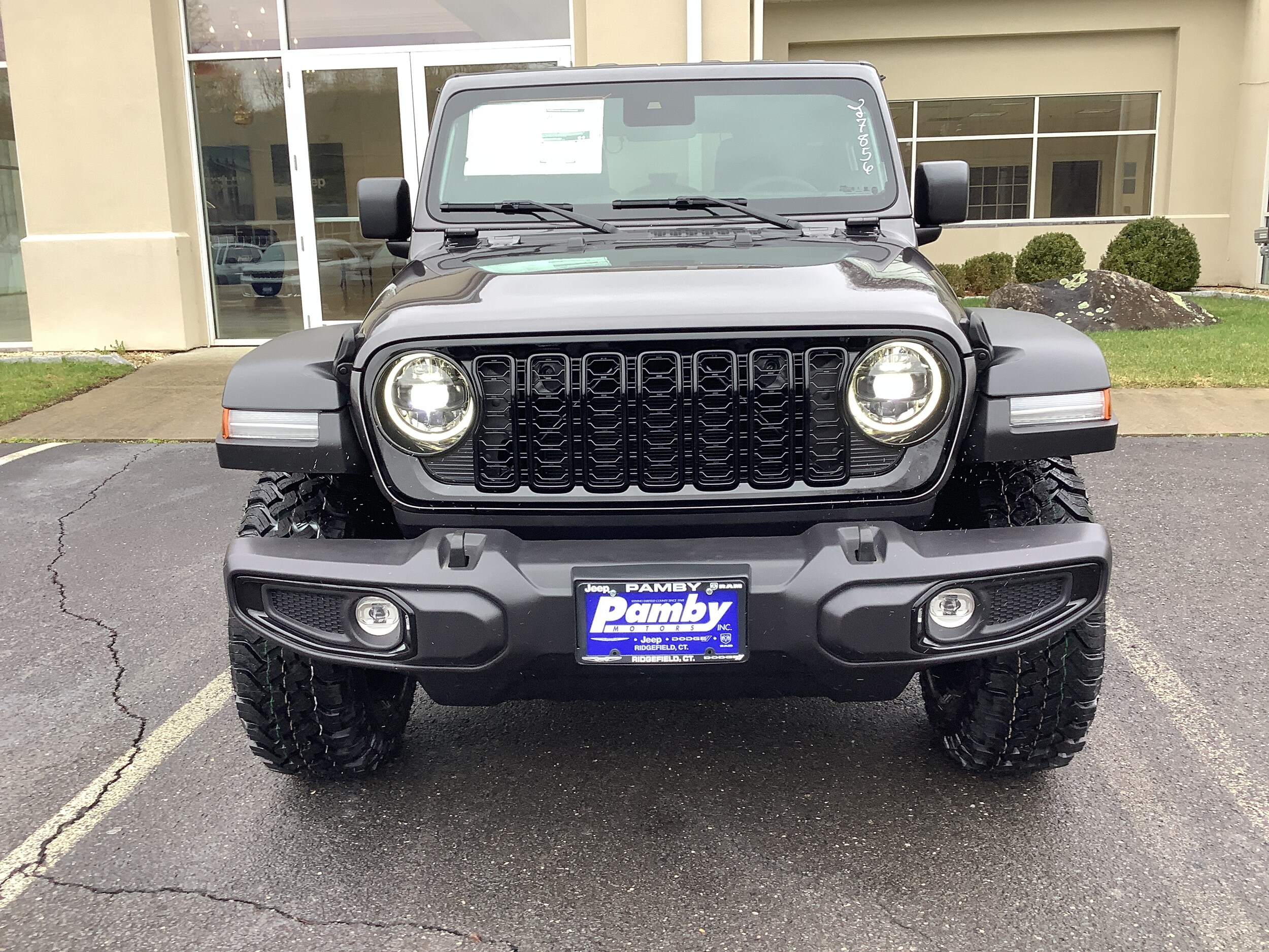 2025 Jeep Wrangler Willys photo 2