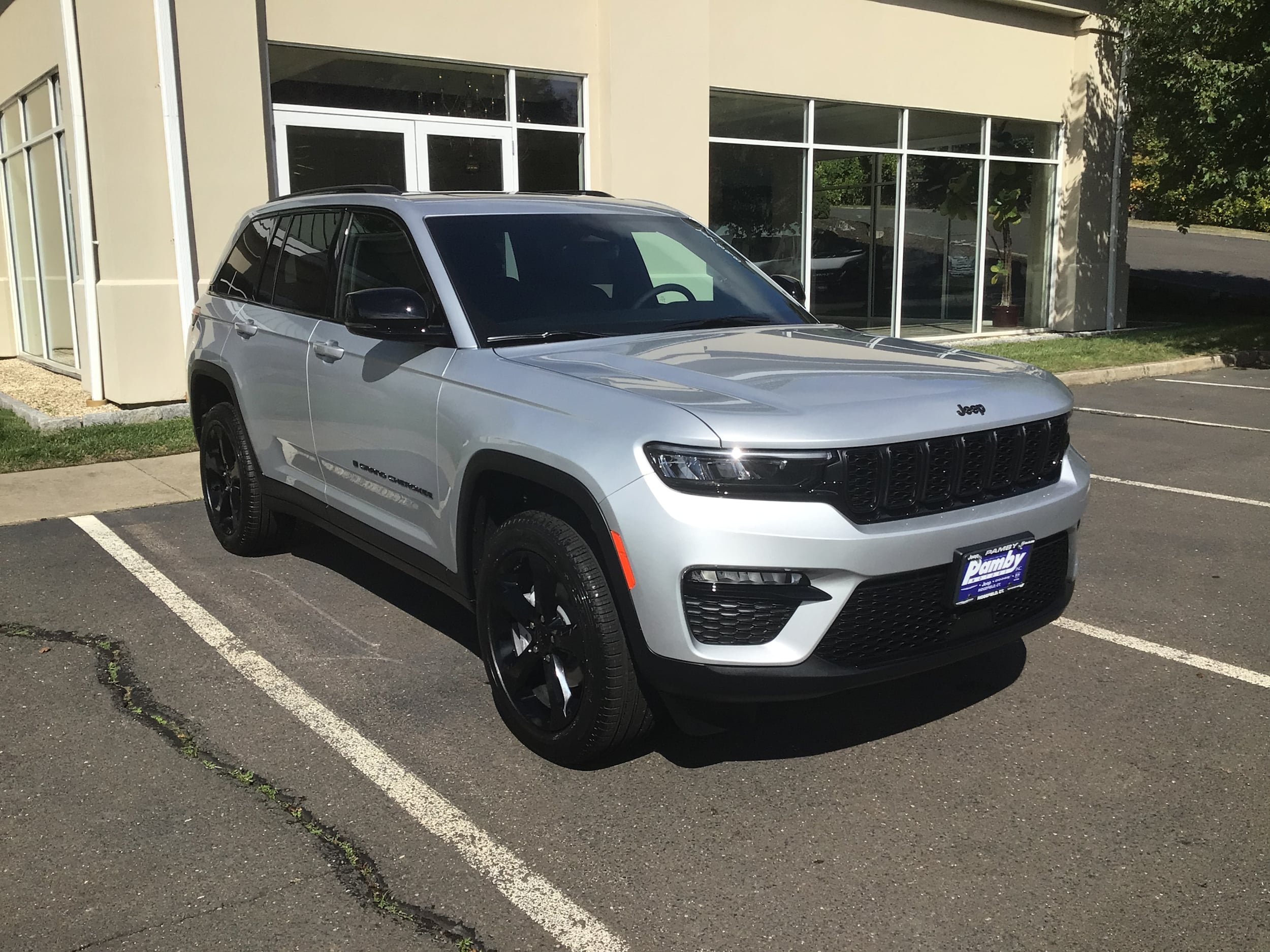 2025 Jeep Grand Cherokee Limited's photo
