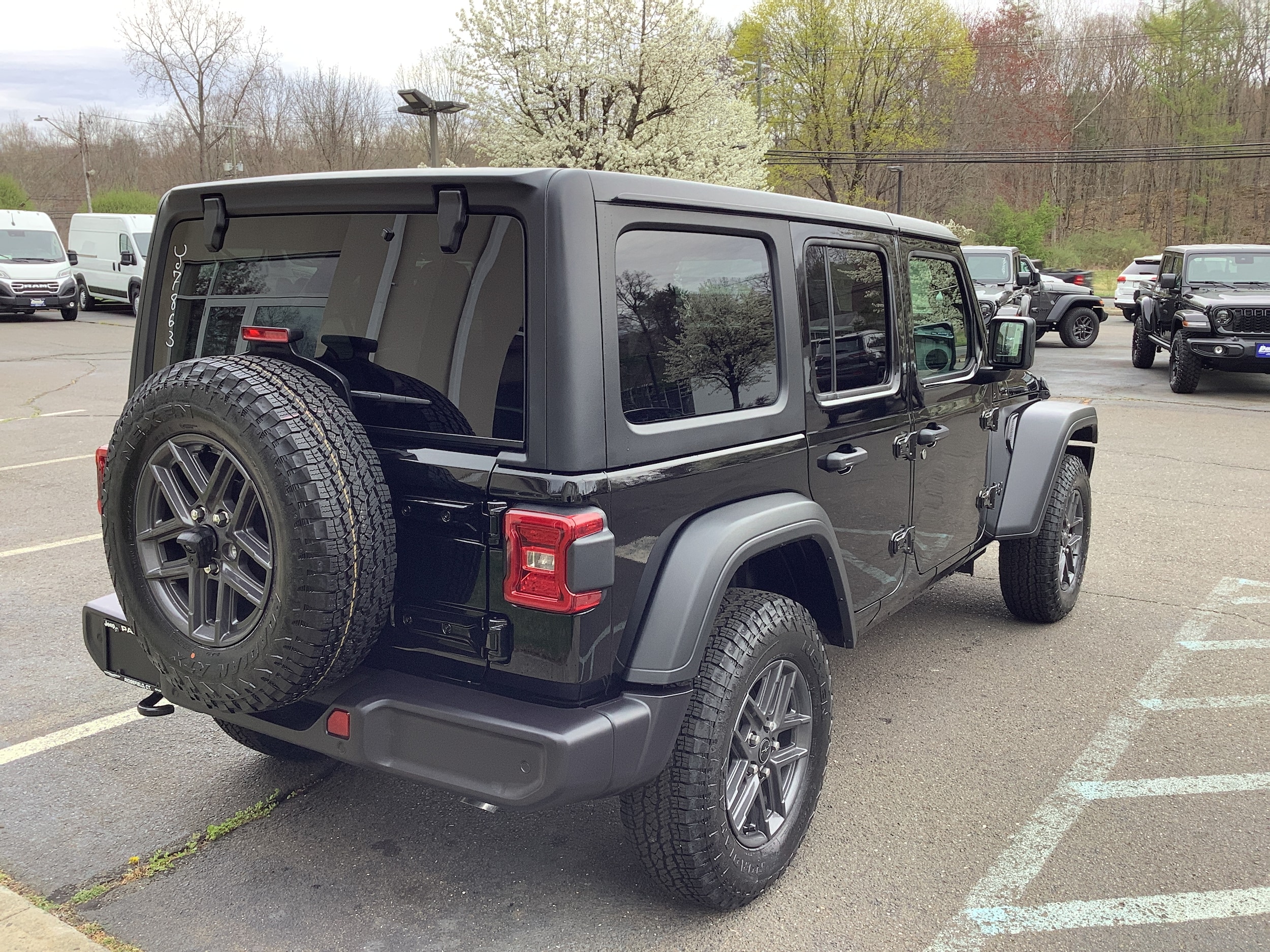 2025 Jeep Wrangler 4-Door Sport S - Photo 7