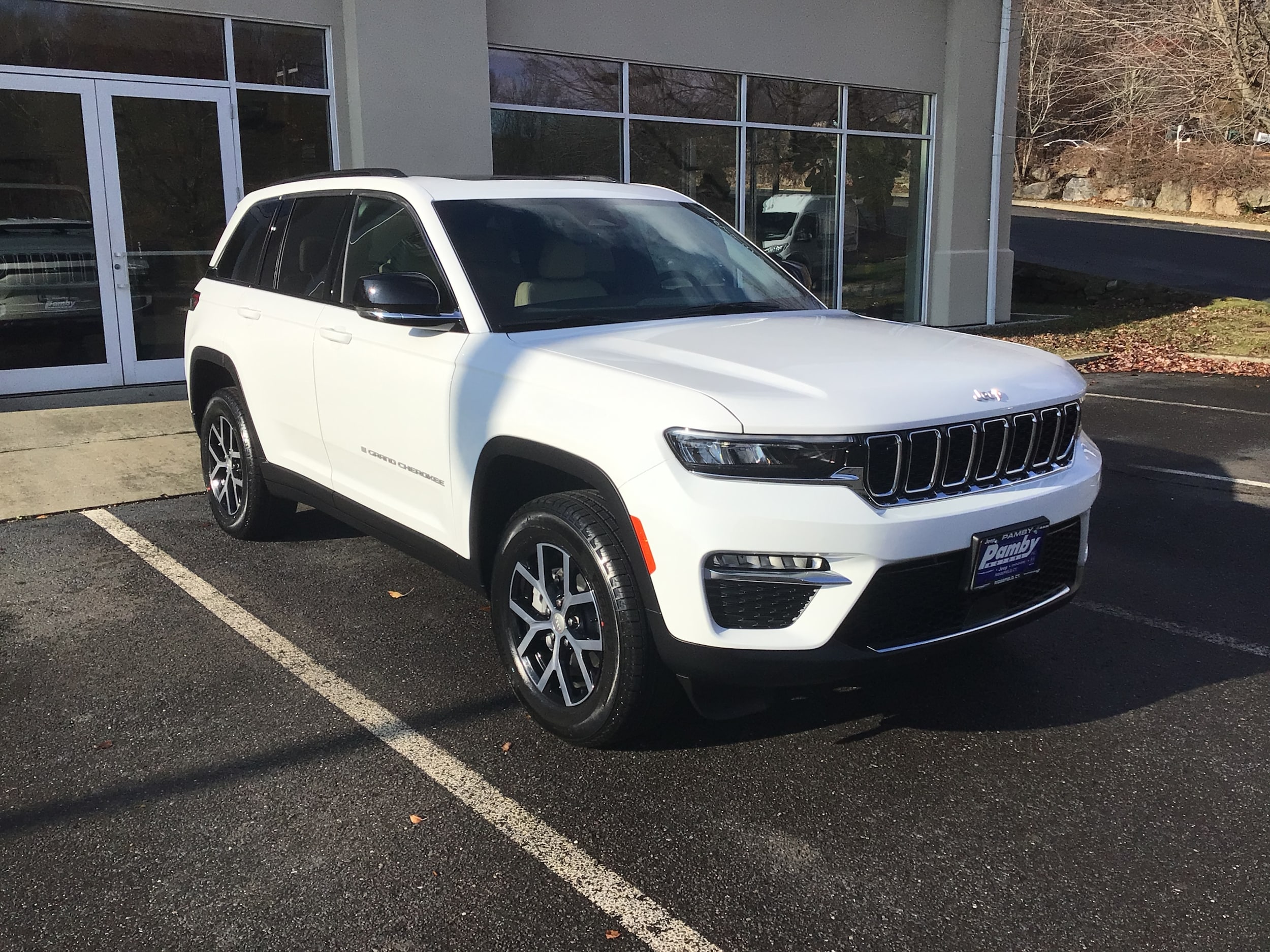 2025 Jeep Grand Cherokee Limited's photo