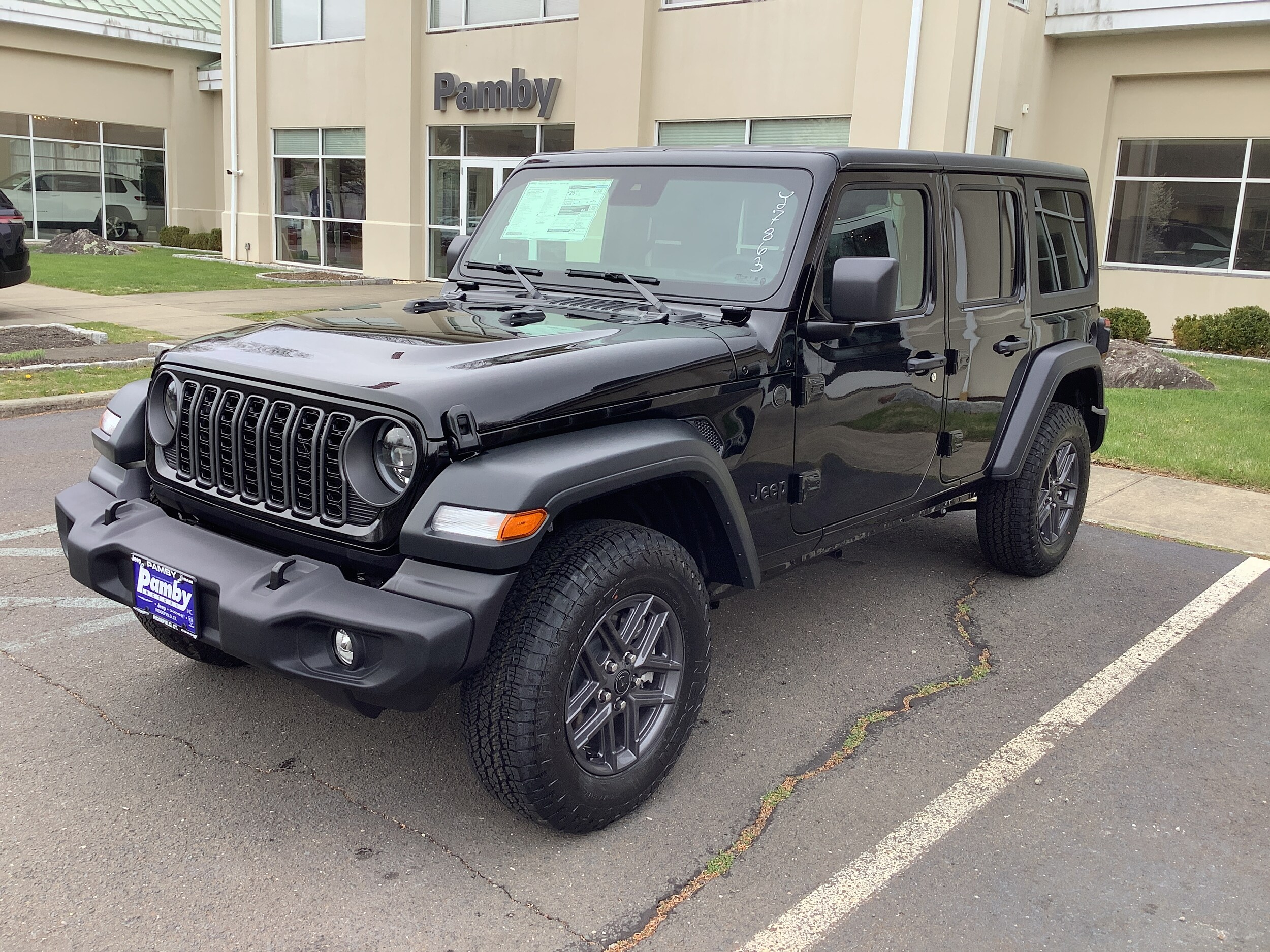 2025 Jeep Wrangler Sport photo 3