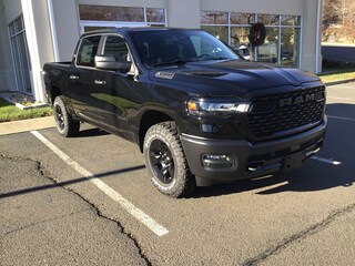 2026 Ram 1500 WARLOCK CREW CAB 4X4 5'7 BOX Pickup