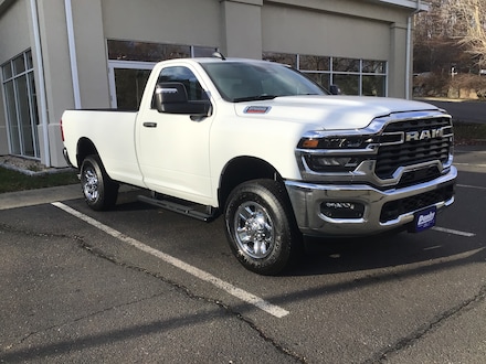 2026 Ram 2500 TRADESMAN REGULAR CAB 4X4 8' BOX Pickup