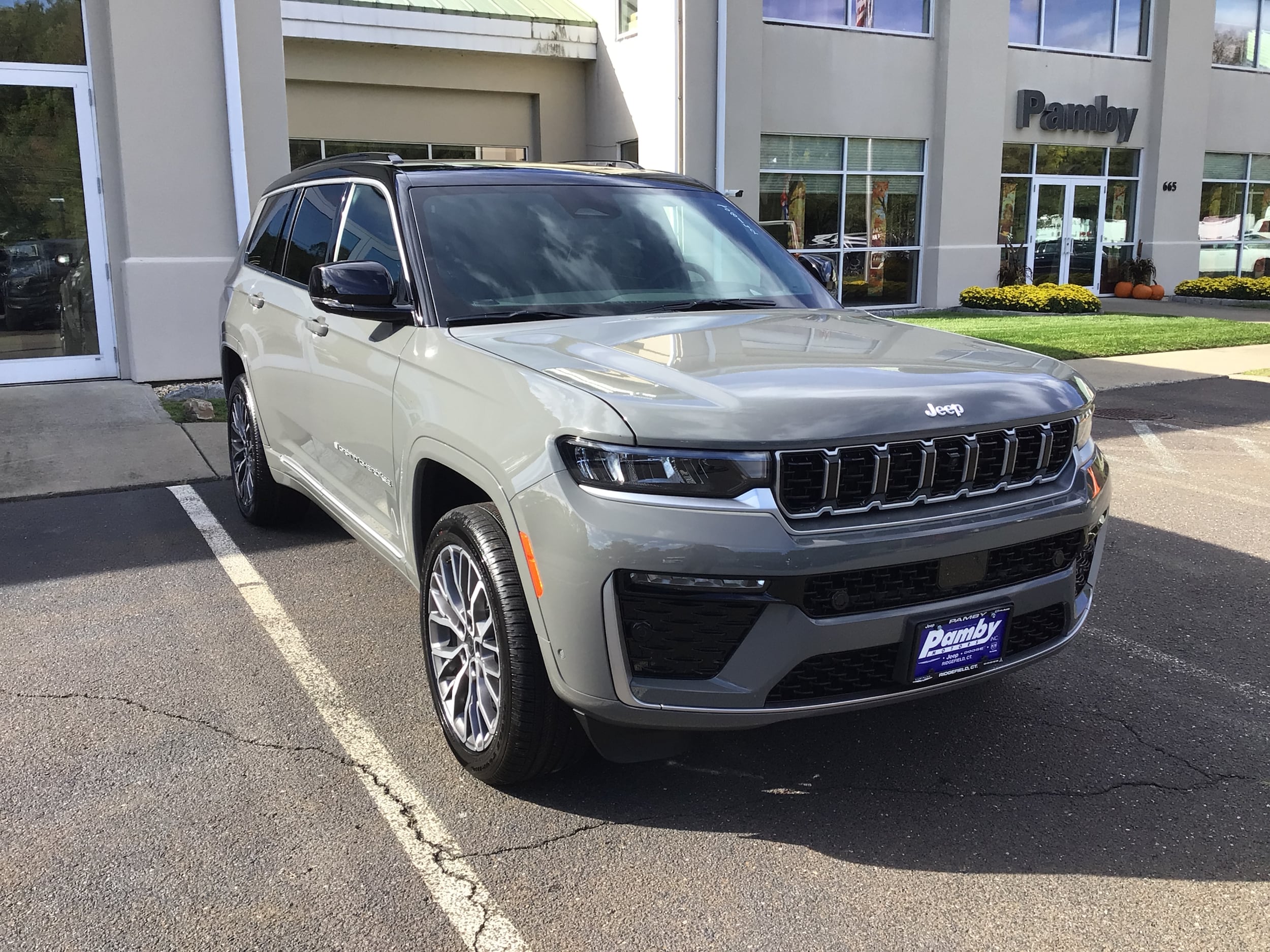2027 Jeep Grand Cherokee L