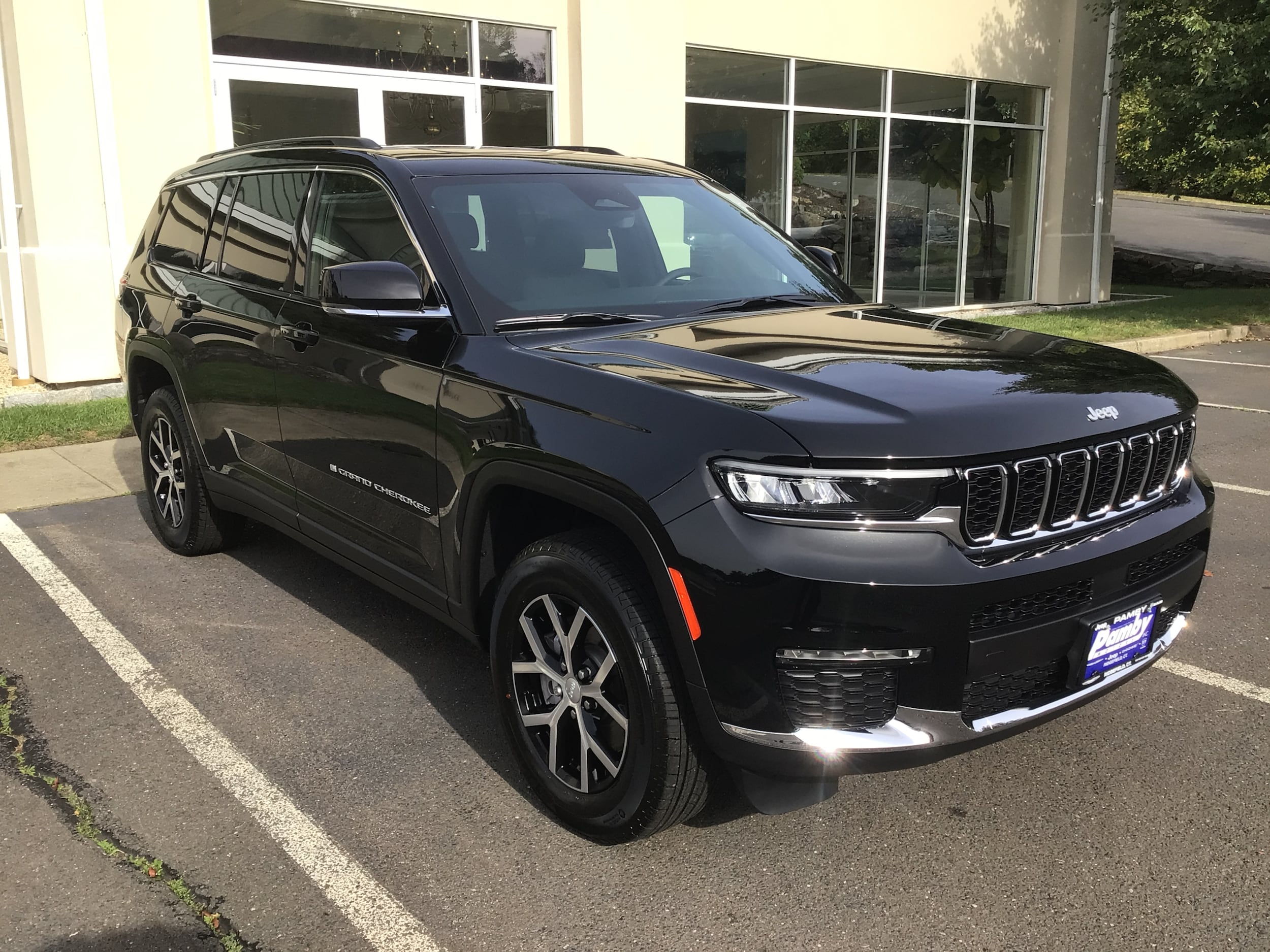 2025 Jeep Grand Cherokee L Limited's photo