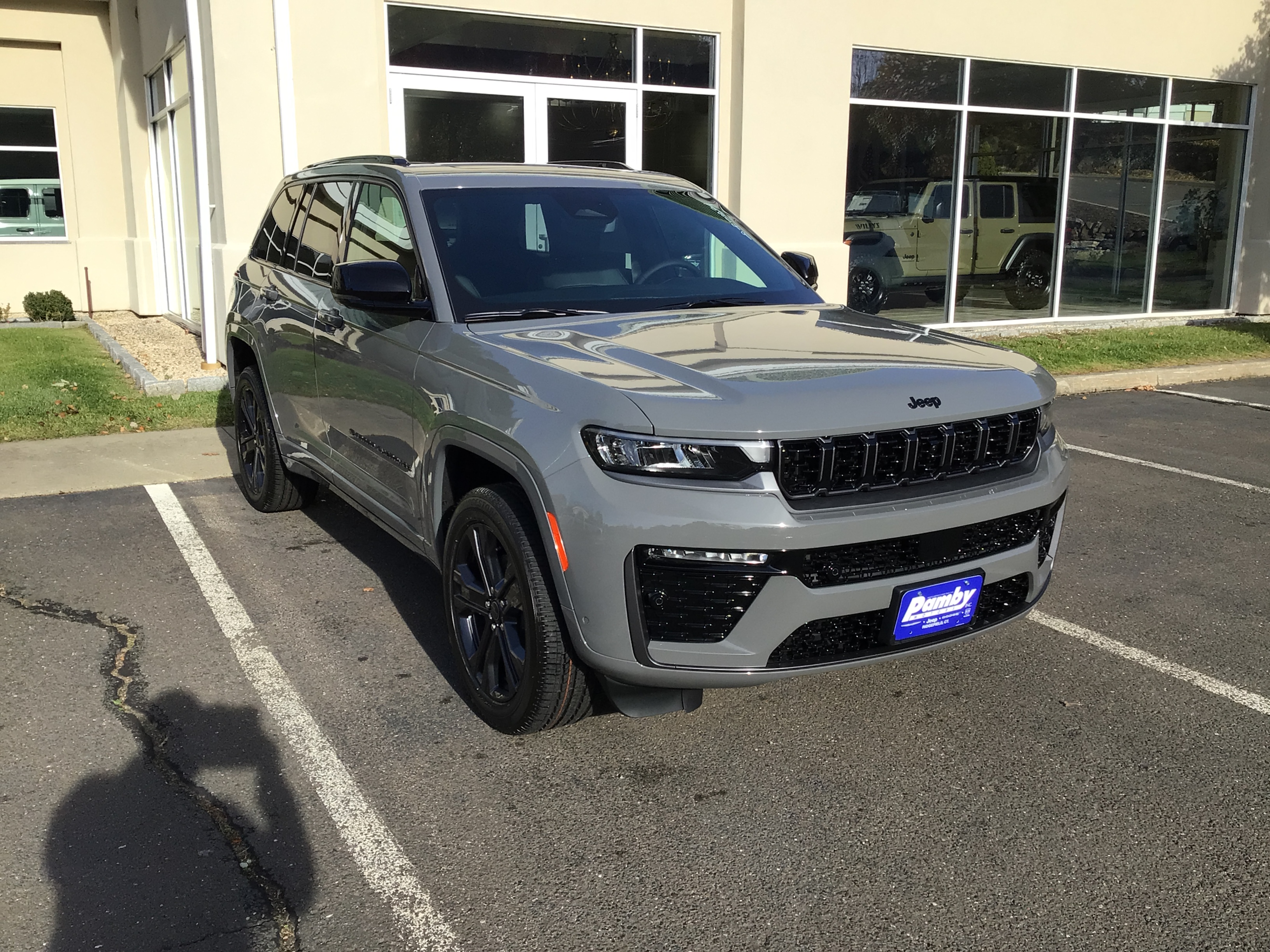 2027 Jeep Grand Cherokee