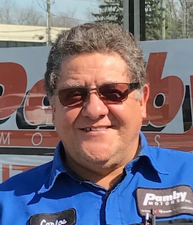 Staff member Carlos DaSilva from ID_92eb17e1eaa4