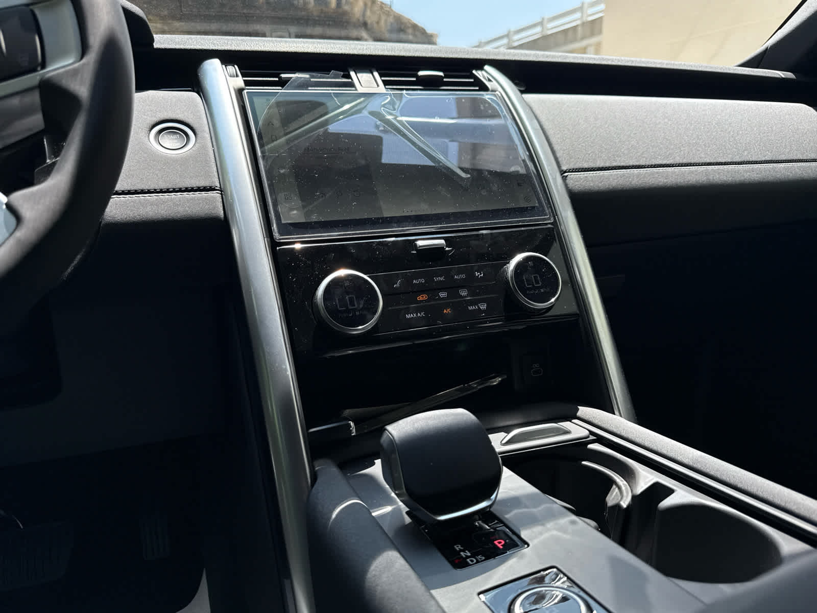 2025 Land Rover Discovery S - Photo 9