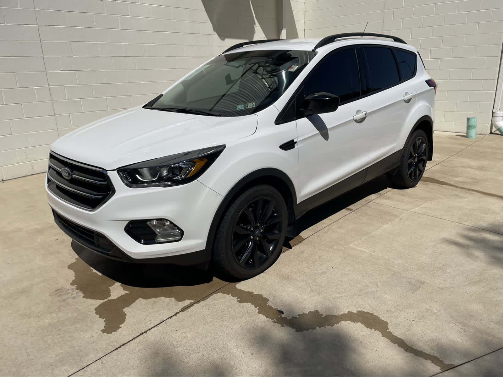 Used 2019 Ford Escape SE with VIN 1FMCU9GD0KUA24238 for sale in Monroeville, PA