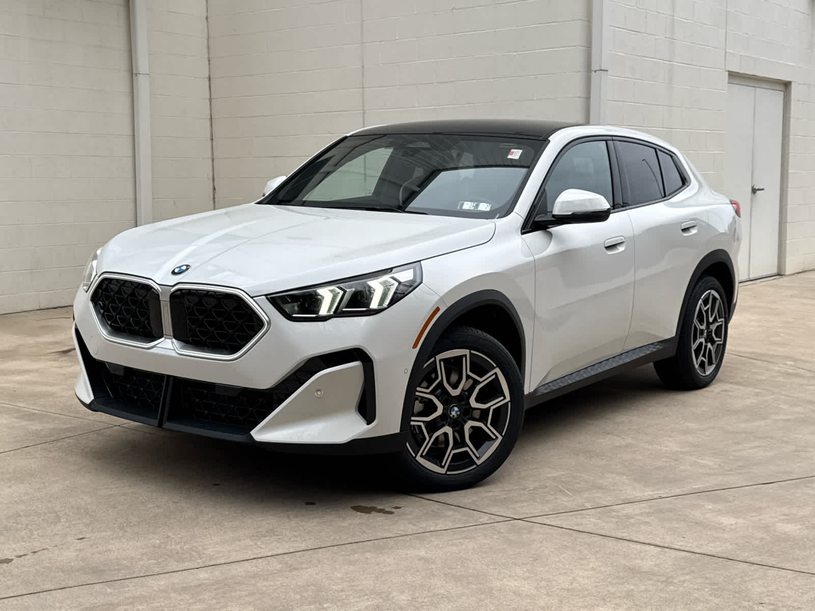 2026 BMW X2 xDrive28i's photo