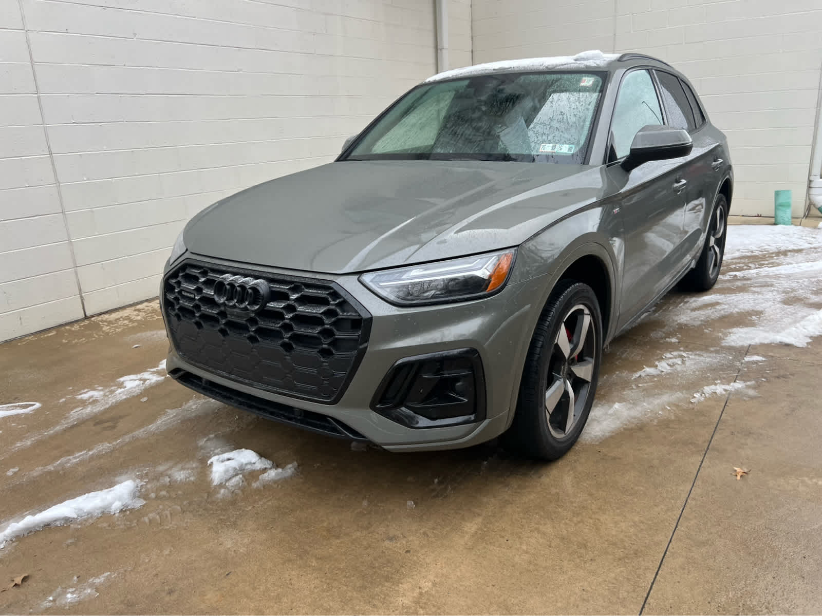 2024 Audi Q5 Premium Plus's photo