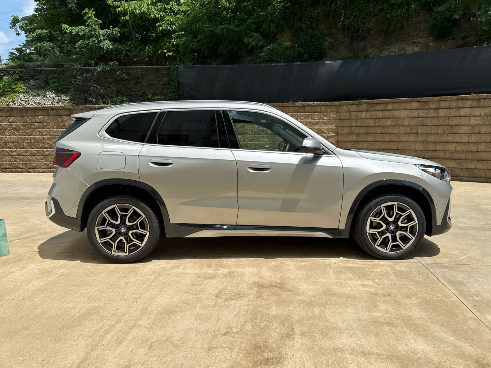 2025 BMW X1 28i - Photo 7