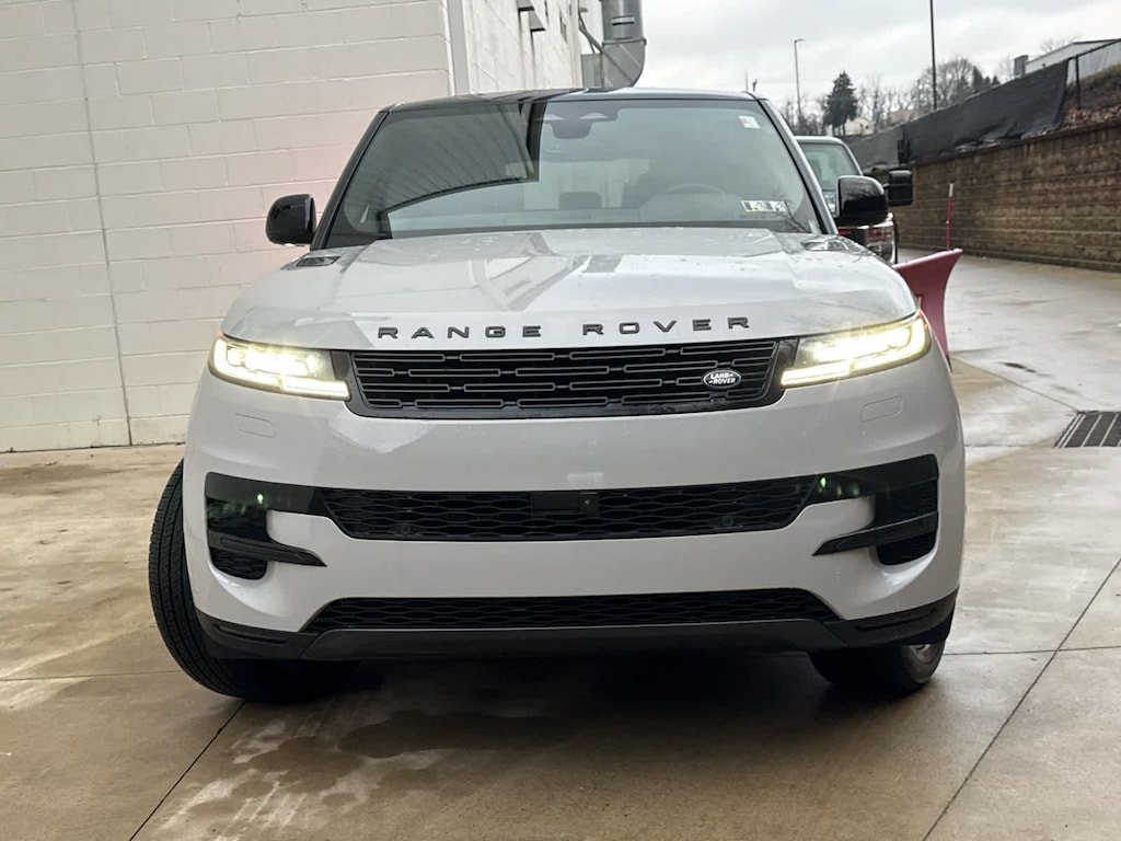New 2025 Land Rover Range Rover Sport SE SUV